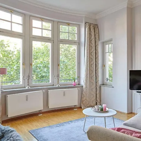 Designer Altbauwohnung Im Herzen Leipzigs 아파트 *
